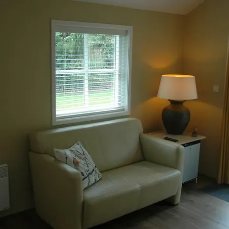 Aan De Bosrand Hoenderloo Bed and breakfast