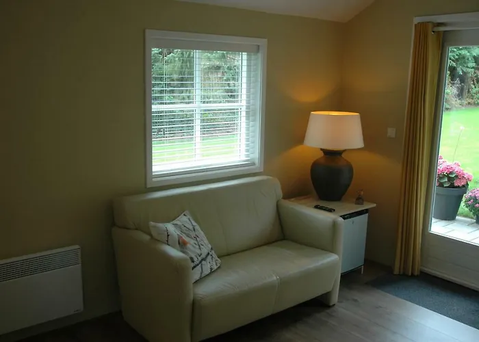 Aan De Bosrand Hoenderloo Bed and breakfast